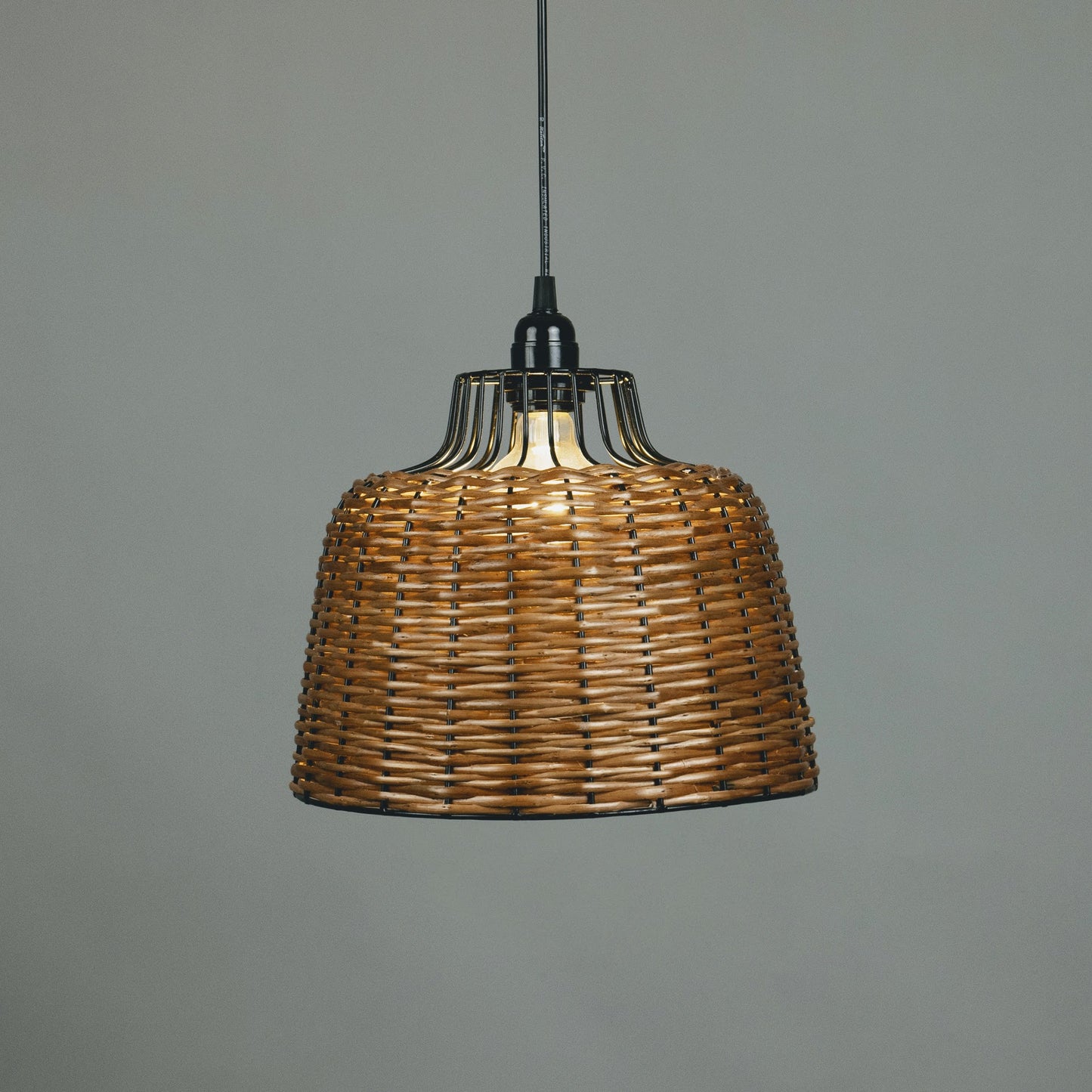 Cedar Pendant Lamp Noble
