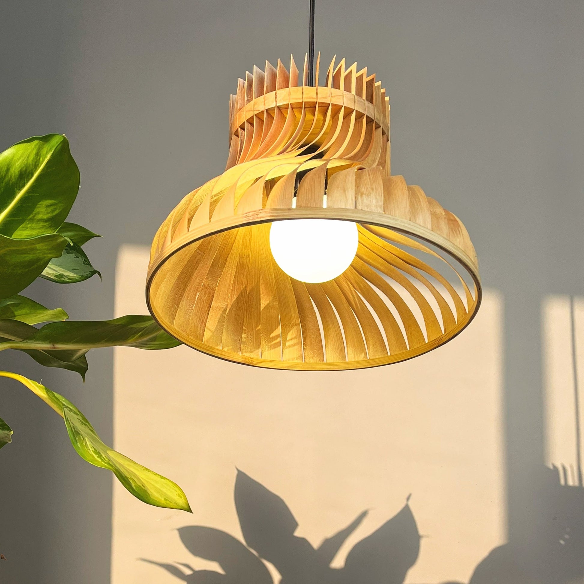 LQ Warm White LED Light Bulb (E27 Base, G95, 6W/7W, 2700K/3000K)-Mianzi