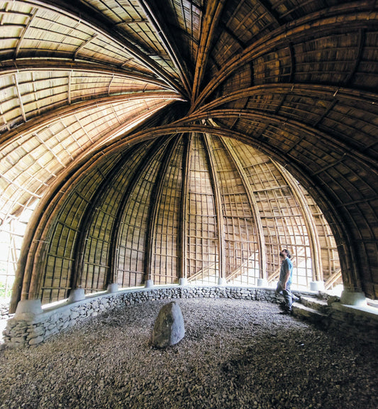 Bamboo’s Role in Sustainable Tourism: Eco-Friendly Resorts and Buildings-Mianzi-boho-décor
