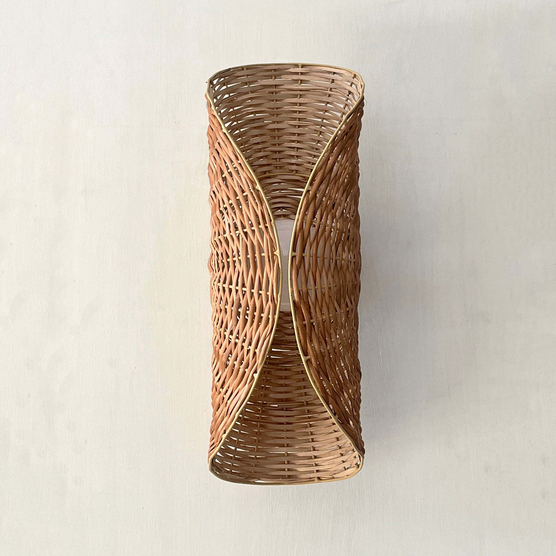Ooas Wall Lamp: Designer Willow Wicker Wall Light Sconce for Home Restaurants and Offices [15cm/6in(W) X 45cm/18in(H) X 15cm/6in(D)]-Mianzi