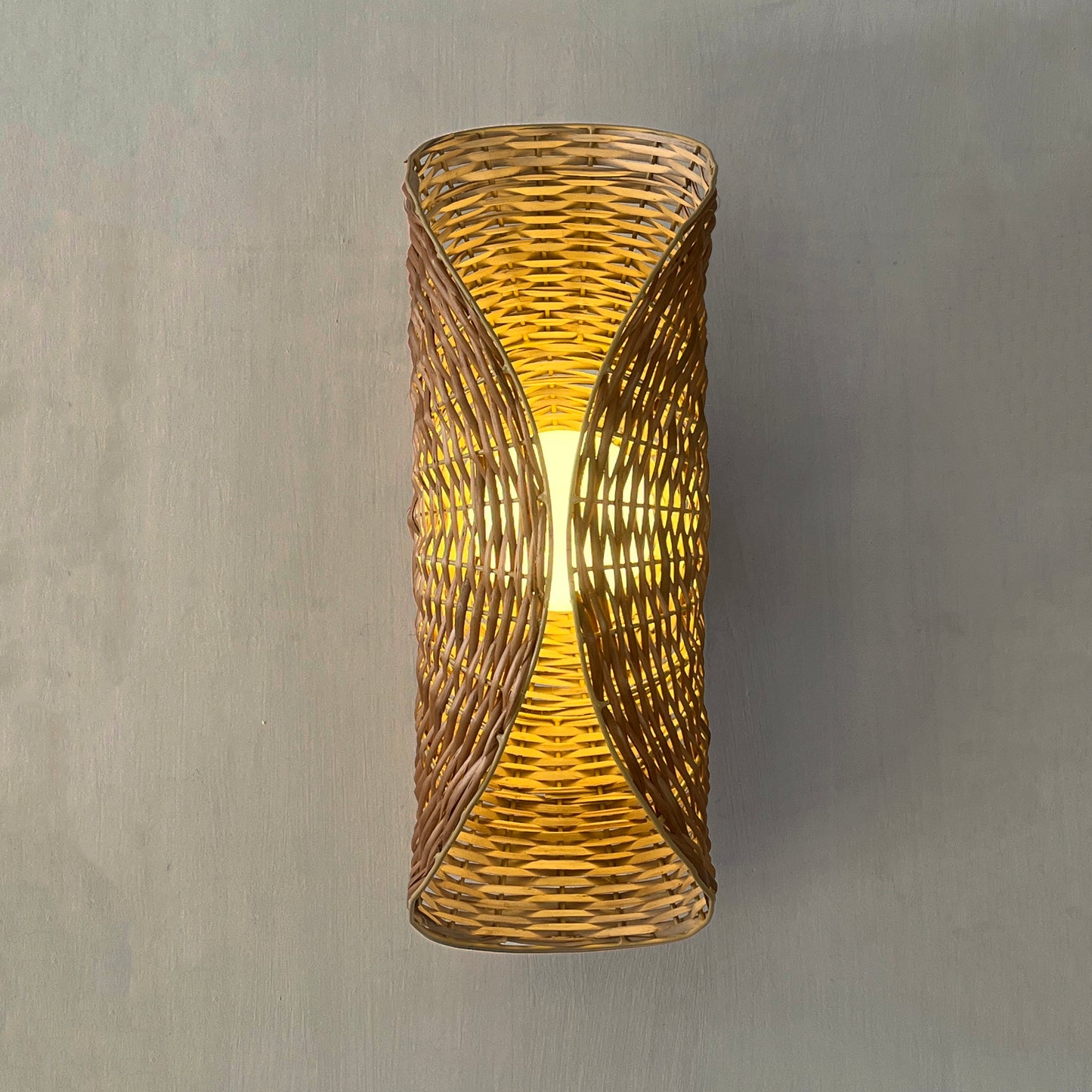 Ooas Wall Lamp: Designer Willow Wicker Wall Light Sconce for Home Restaurants and Offices [15cm/6in(W) X 45cm/18in(H) X 15cm/6in(D)]-Mianzi