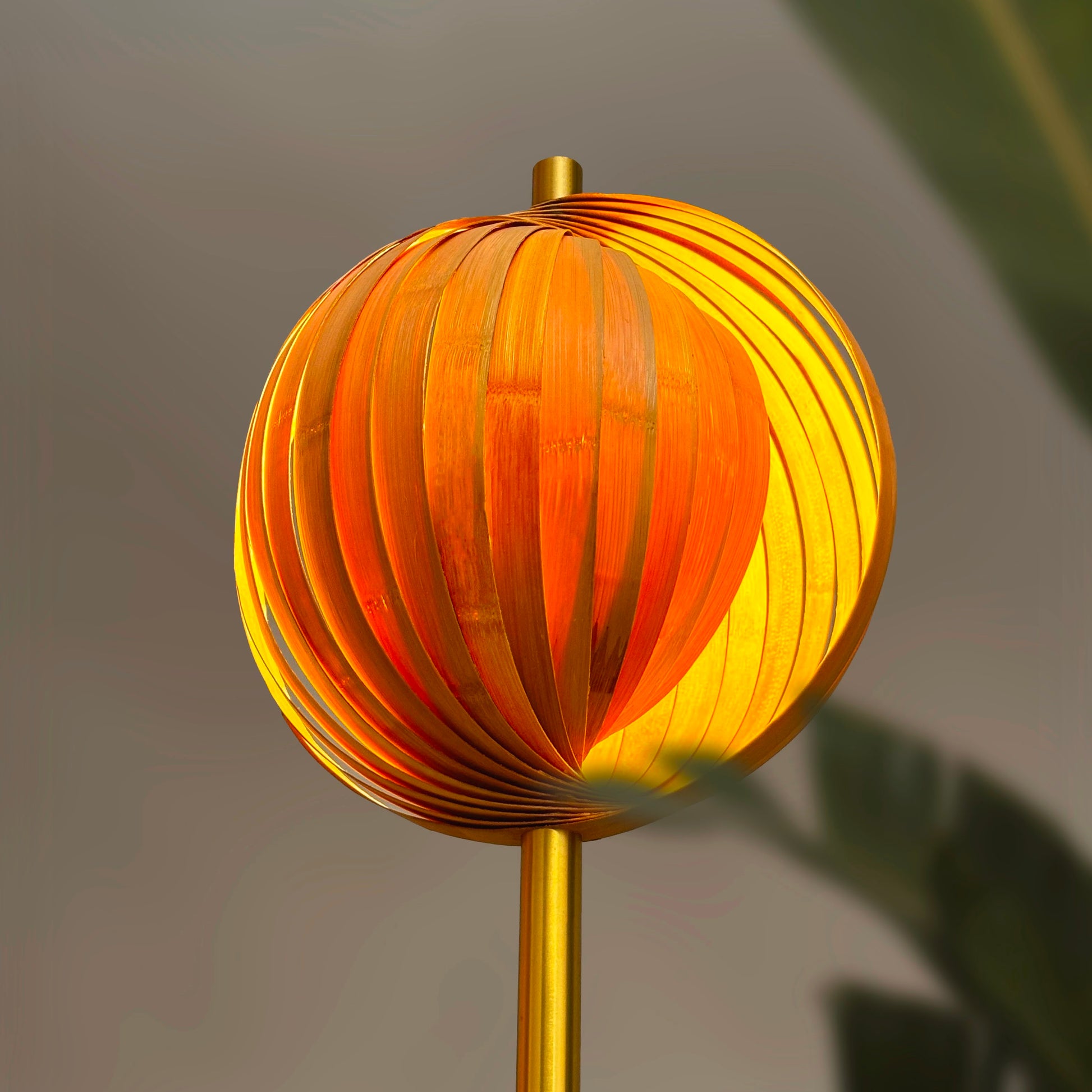Seashell Sol Floor Lamp: Award-Winning Bamboo Floor Lamp | Japandi Handmade Lighting Decor [30cm/12in(Shade Dia) X 35cm/14in(Pedestal Dia) X 130cm/51in(H)]-Mianzi